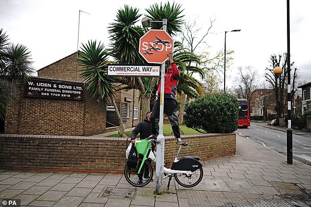 A man was seen taking down the sign using a pair of bolt cutters - balancing on an e-bike to allow him to reach. The rider of the e-bike was an onlooker and didn't carry out the theft