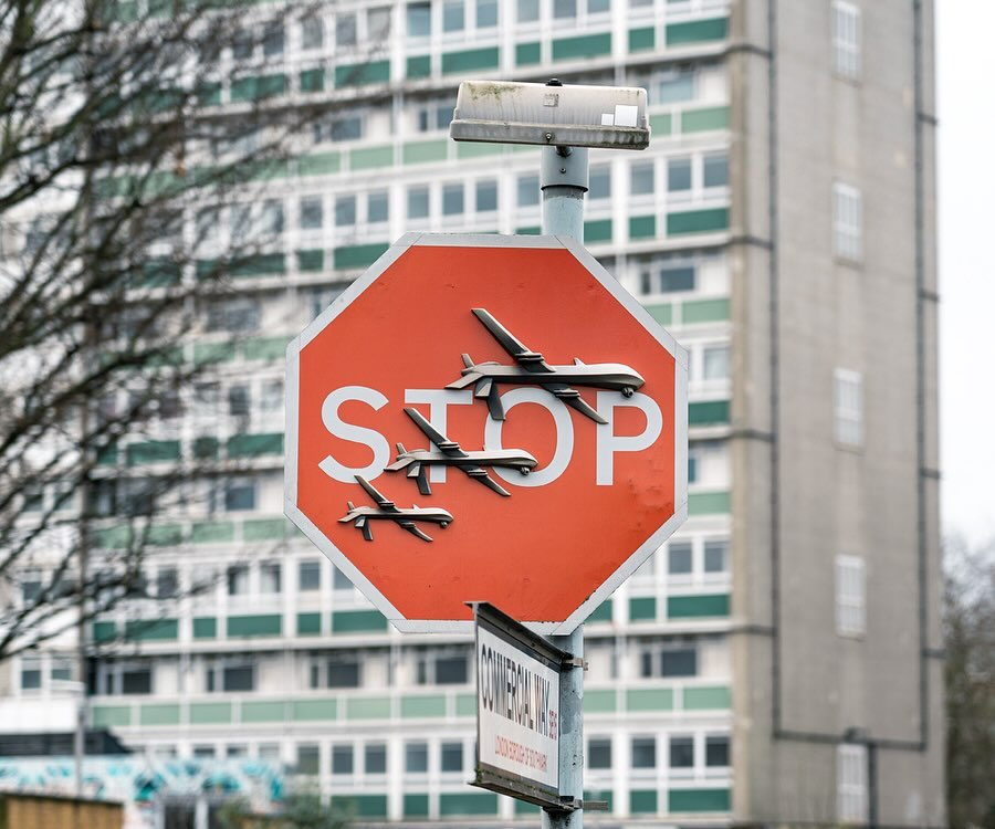 The sign appeared in South London on Friday but was removed just hours later