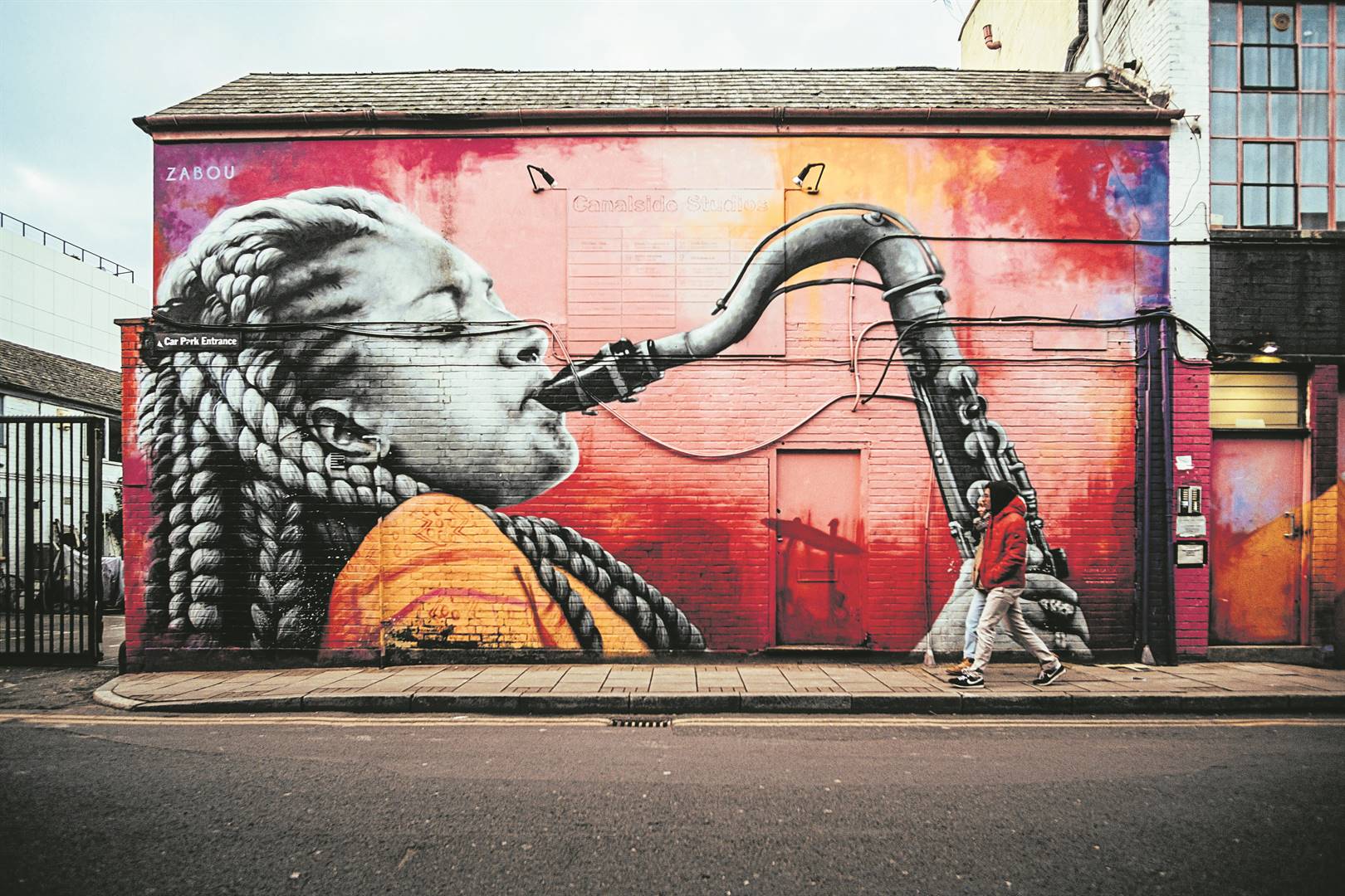 Muralists and graffiti artists can apply to produce a public mural that responds to the 30th anniversary of democracy in South Africa. The location of the mural will be Kimberley. Photo used as illustration.Photo: Unsplash/Samuel Regan Assante
