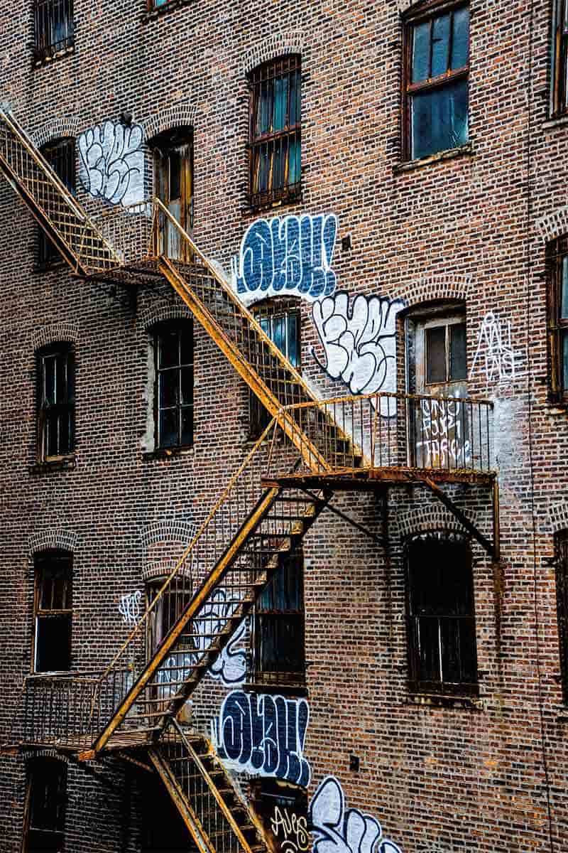 high line new york building graffiti hip hop