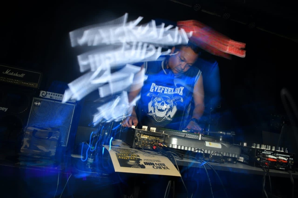 DJ KillahZ on the deck. -- picture courtesy of Most Hated By All Records