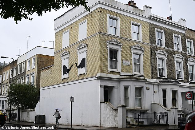 The artwork is located on the corner of Edith Terrace and Edith Grove in Chelsea