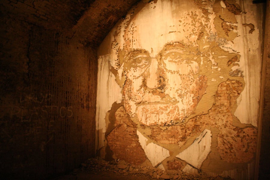 La street art di Alexandre Farto aka VHILS | Collater.al