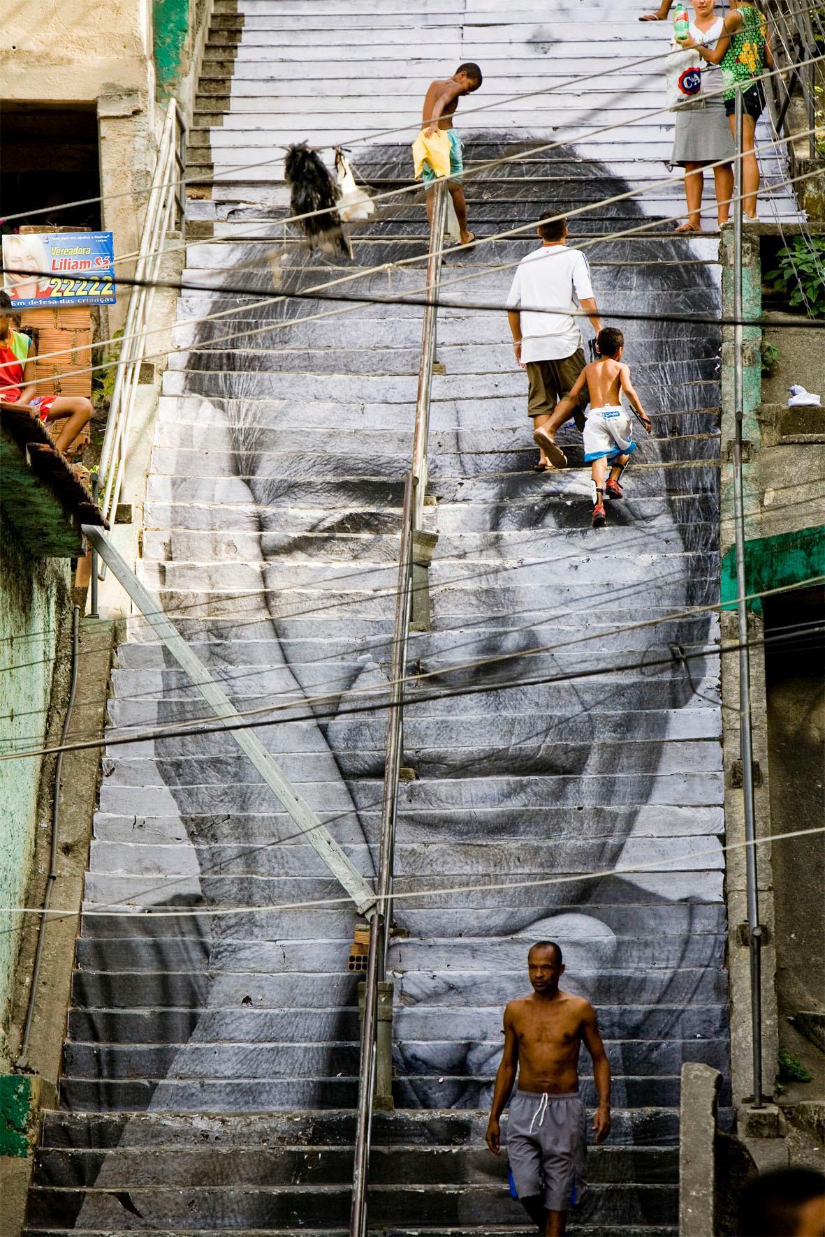 La street art del fotografo e artista francese JR | Collater.al