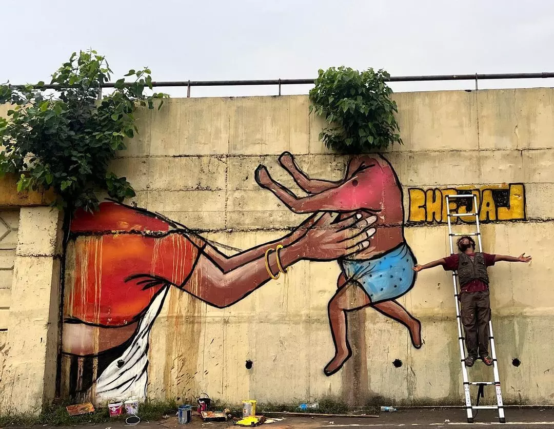 Artwork by Bhejal at Jalukbari flyover