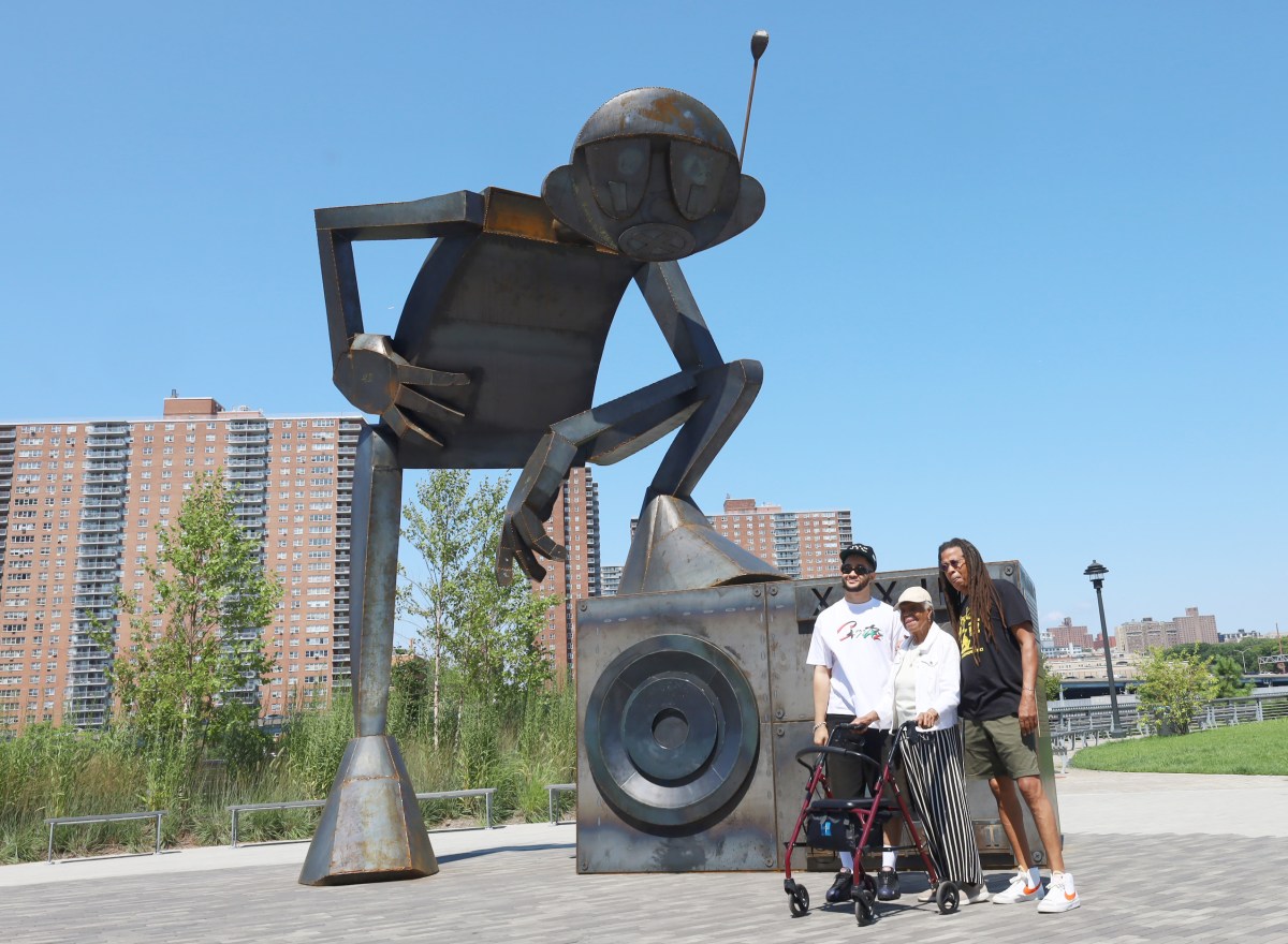 Bronx art and culture icon, rappin max robot stands 18 feet tall in from of the hip hop museum.