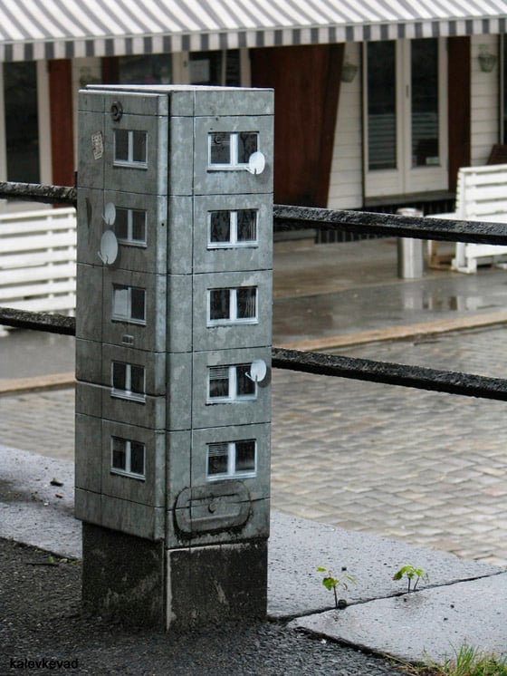 Evol - Street Art - Edifici in miniatura