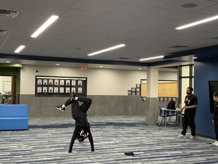 Demonstrating dance