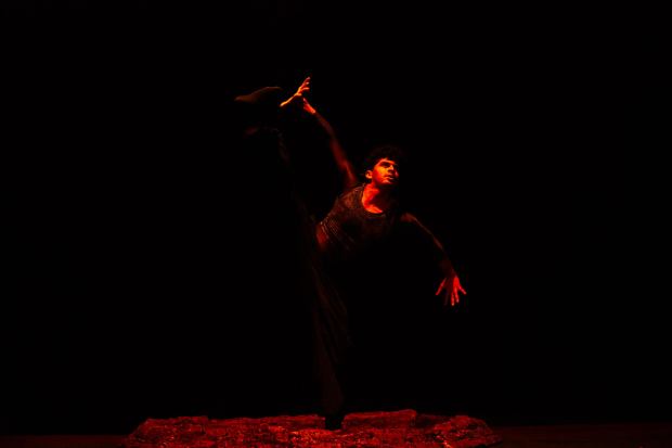 Dancer Abdiel Figueroa Reyes in